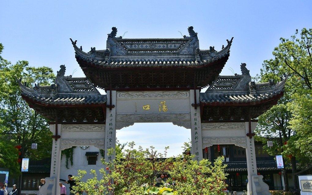 “羽动中原”挥拍郑州
